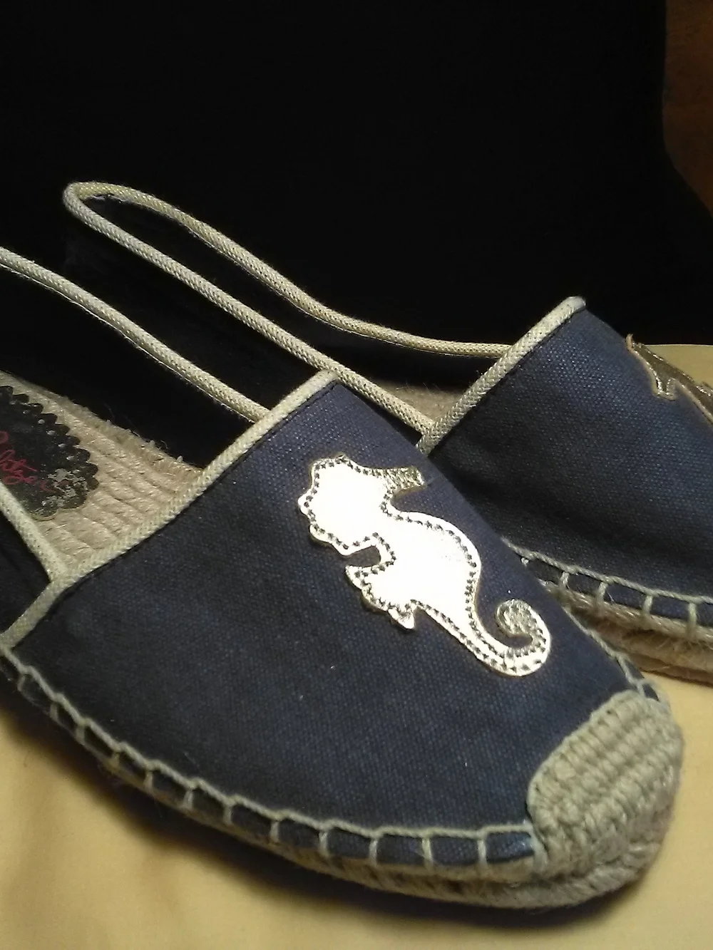 Lk New LILLY PULITZER Navy Espadrille Slip-Ons GOLD Seahorse SZ. 8